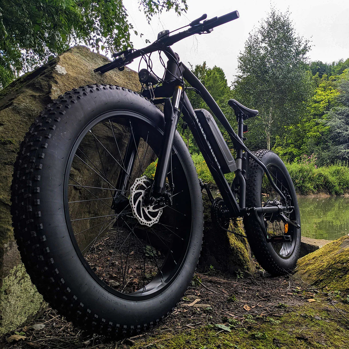 Black Widow Electric Fat Tire Bike 250W 36V 26" Wheel E-Bike UK Road Legal