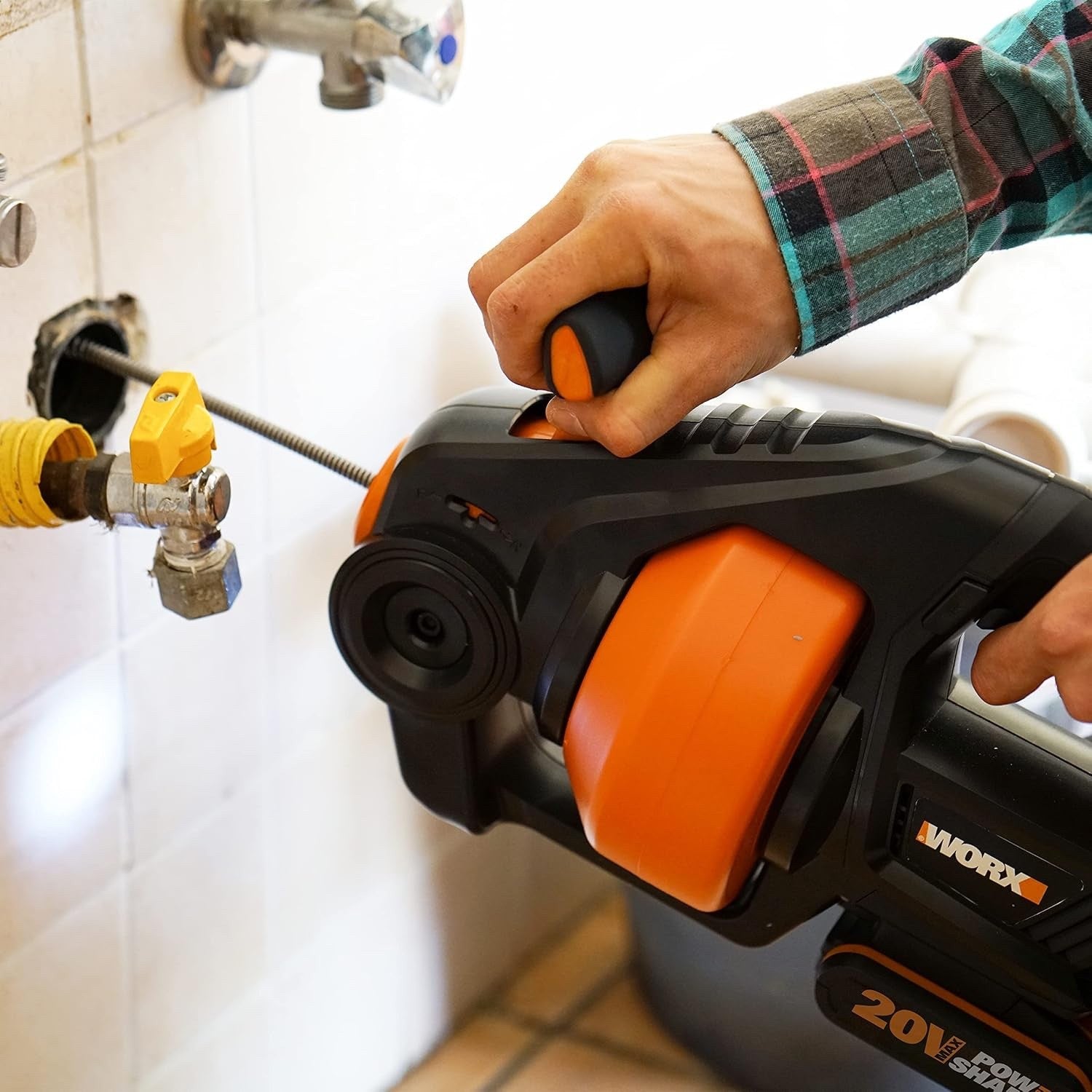 WORX  WX891 Drain Auger, Cordless Plumbing Snake with battery and quick charger