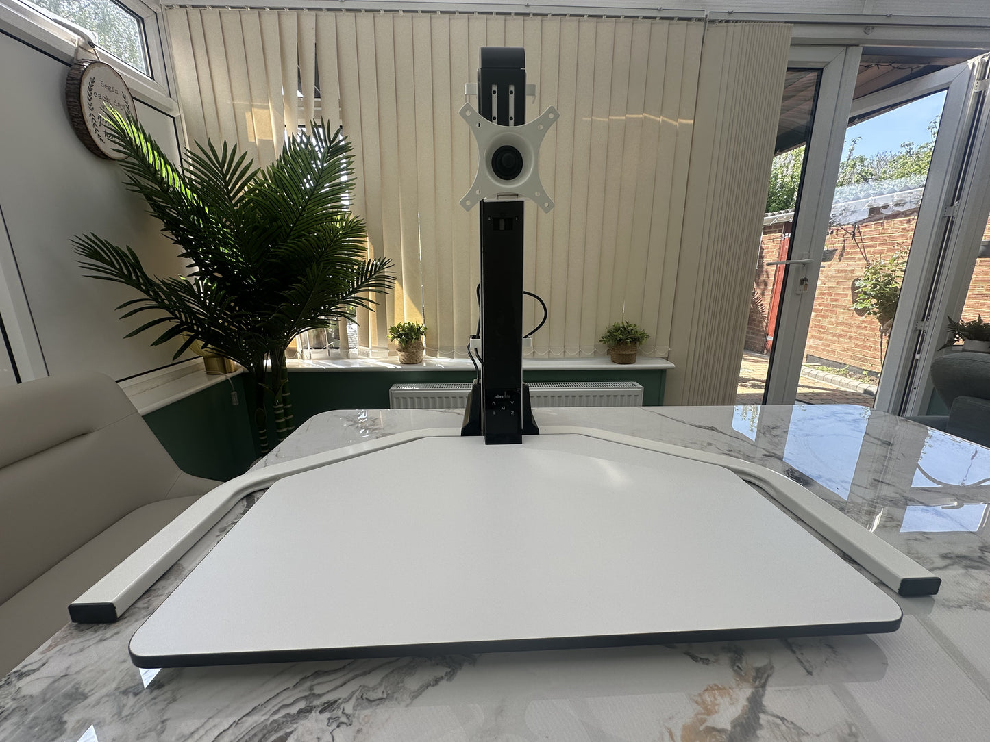 Silverline Freedom Electric Sit Stand Desk Riser Electric Single Monitor - White