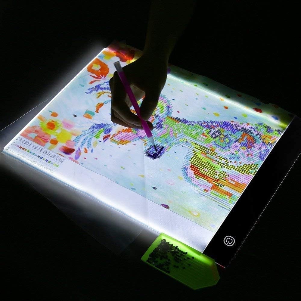 BTGGG Portable LED A4 Light Box Adjustable 3-Levels Brightness Light Pad Drawing