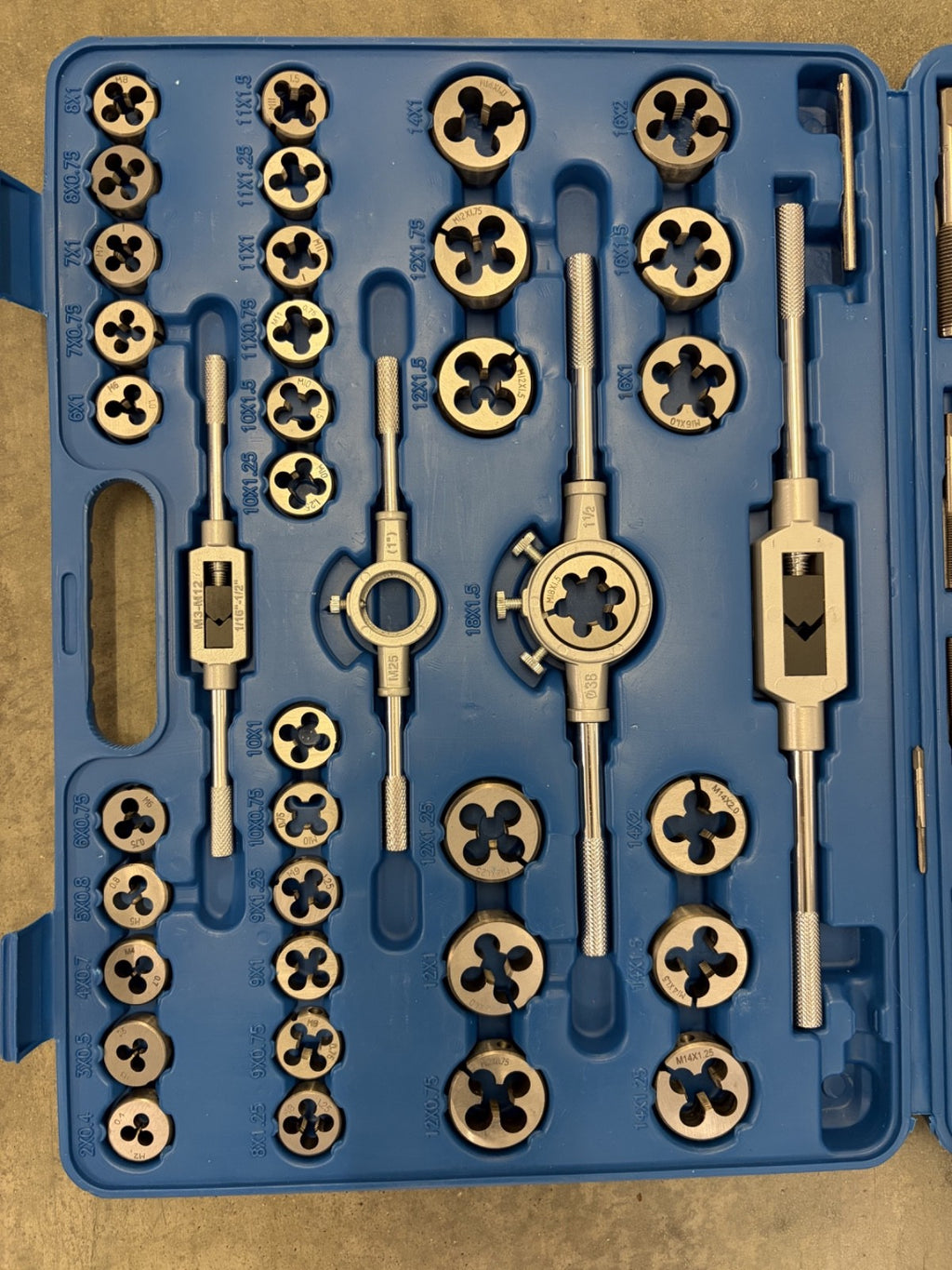 107pc Metric Tap and Die Set HSS Thread Repair Kit with Wrench Case