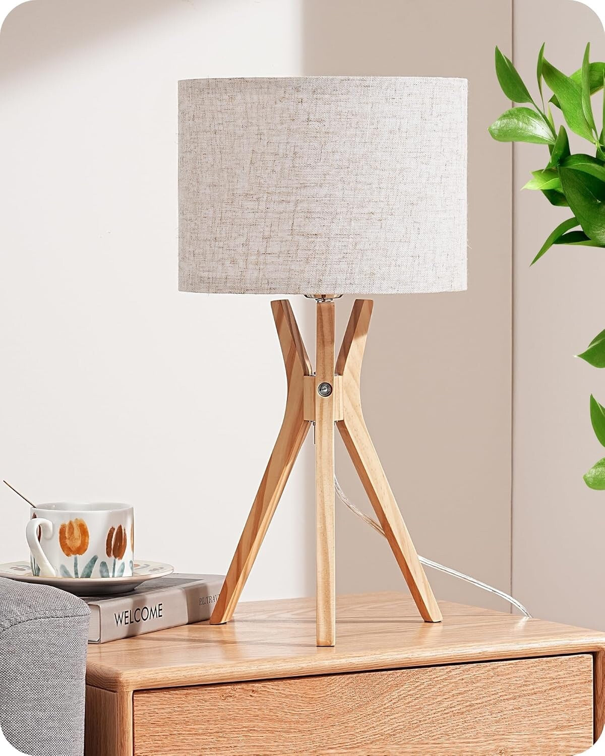 EDISHINE Modern Bedside Lamp, 46cm Tripod Table Lamp with Solid Wood Legs, Beige
